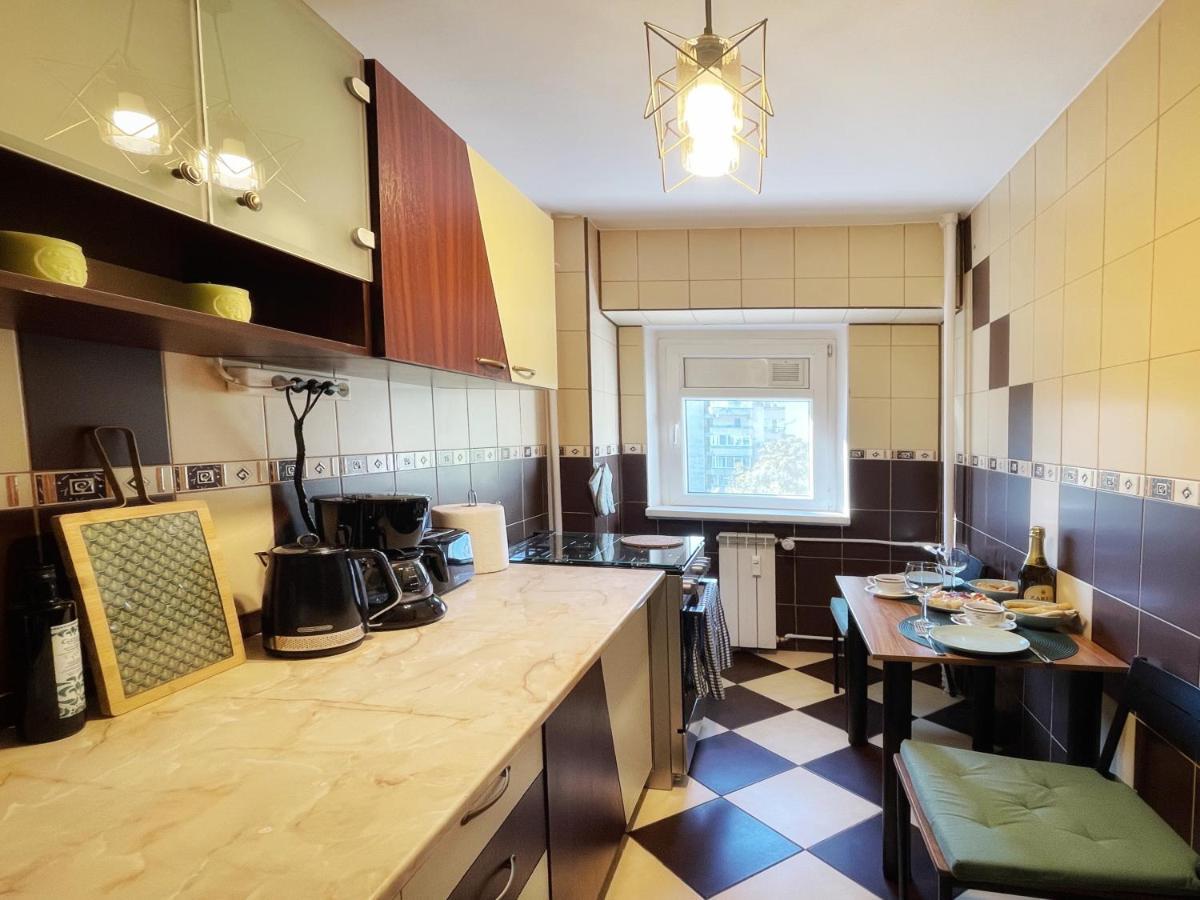 Madra Rentals Bucharest One Ngoại thất bức ảnh
